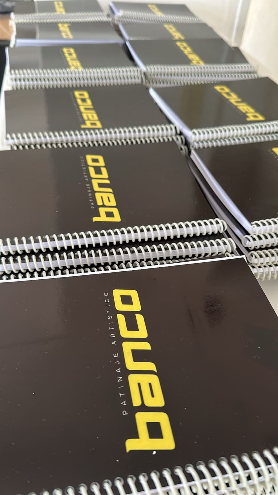 Cuadernos personalizados para club de patinaje